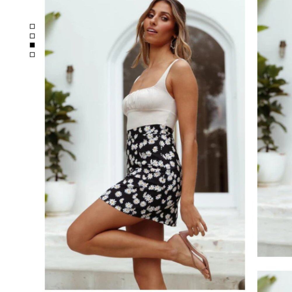 HELLO MOLLY Croissants and Cuddles Milkmaid Crop Top Medium M Babydoll